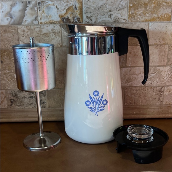 Corningware blue cornflower vintage Coffee 9- cup coffee percolator, Pre-owned - Picture 2 of 7
